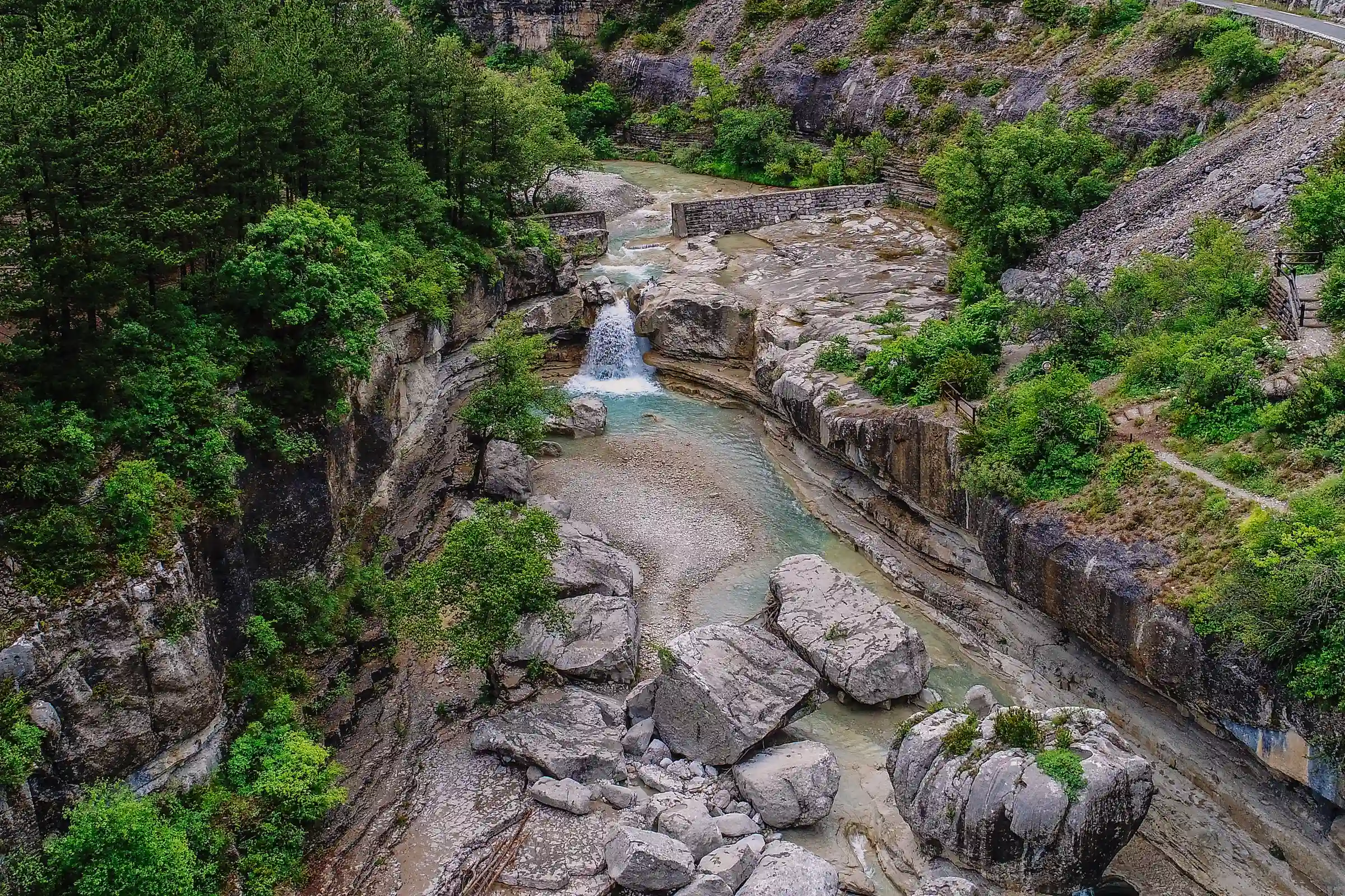 Beautiful waterfall in the mountains of Southern France — luxury France travel with Eventra Bespoke